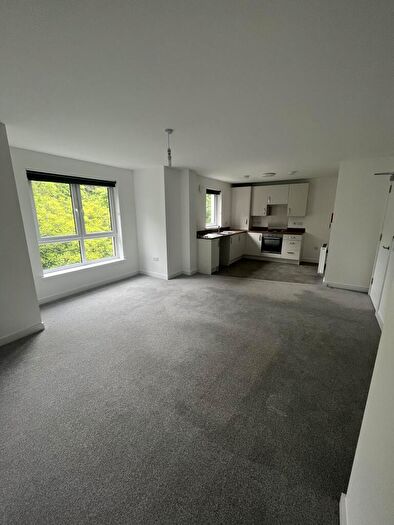 2 Bedroom Apartment To Rent In Kaims Crescent, Livingston, EH54