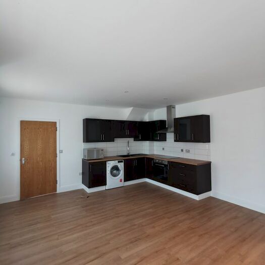 2 Bedroom Flat To Rent In Granby Court, Rosslyn Crescent, Harrow, HA1