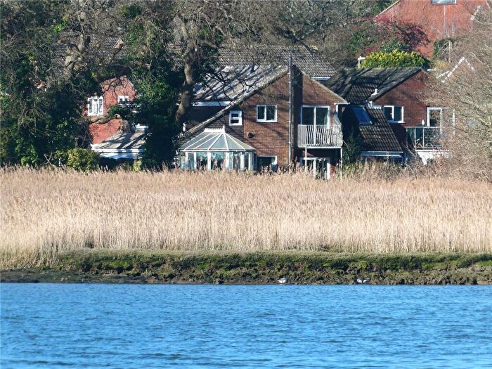 5 Bedroom Detached House For Sale In Kingfisher Close, Hamble, Southampton, Hampshire, SO31