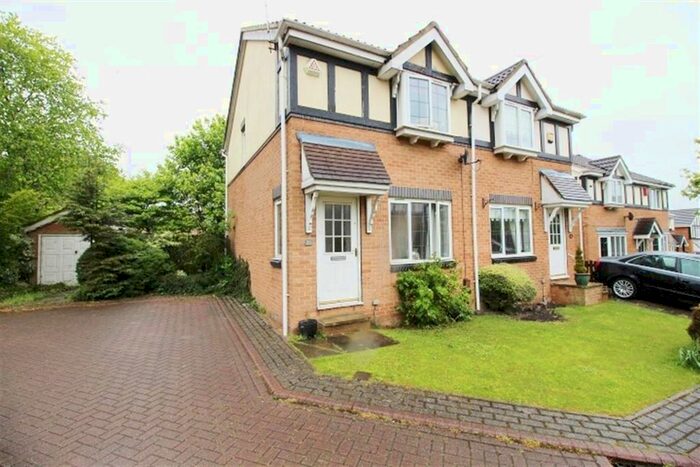 2 Bedroom Semi-Detached House To Rent In Earlswood Mead, Pudsey, LS28