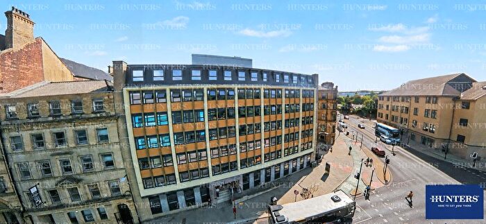2 Bedroom Flat For Sale In Park House -, Well Street Bradford, BD1