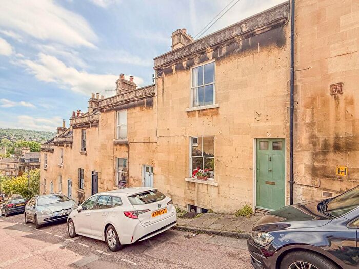 3 Bedroom Terraced House For Sale In Clarence Street, Bath, BA1