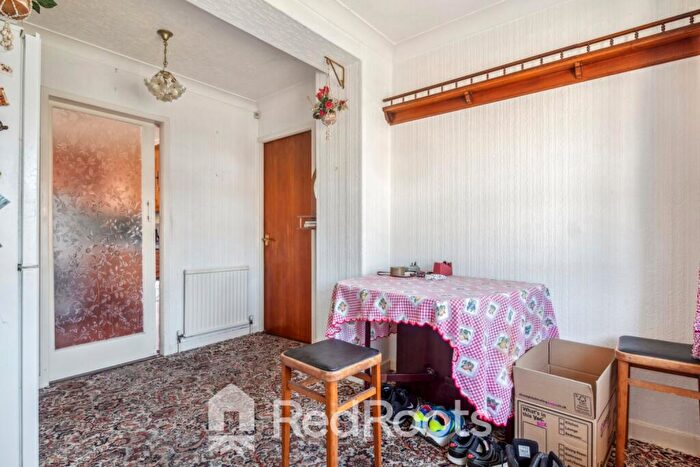 2 Bedroom Detached Bungalow For Sale In Appleton Way, Doncaster, South Yorkshire, DN5