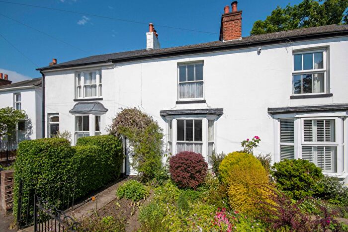 2 Bedroom Terraced House For Sale In Station Road, Charing, TN27