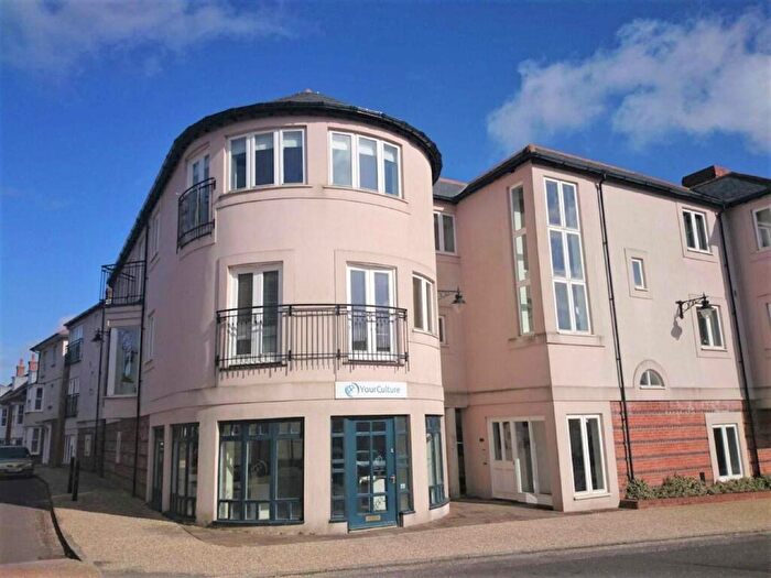 2 Bedroom Apartment To Rent In Tyberton Court, DT1