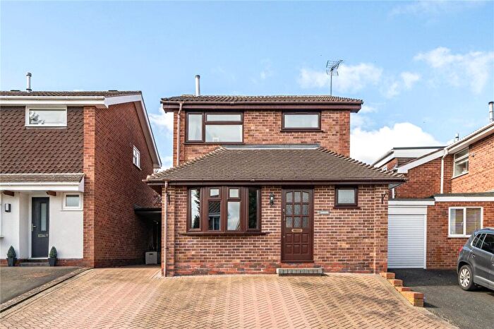 3 Bedroom Detached House For Sale In Burghley Drive, Kidderminster, Worcestershire, DY11
