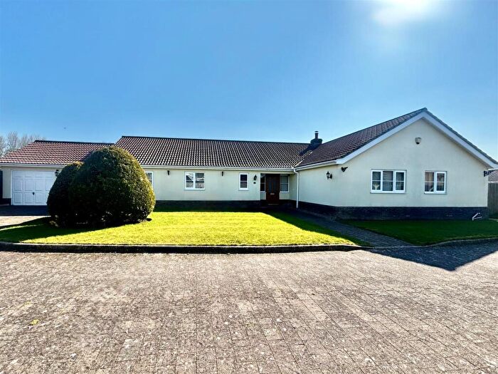 4 Bedroom Bungalow For Sale In Knevetts Close, Stradbroke, Eye, IP21
