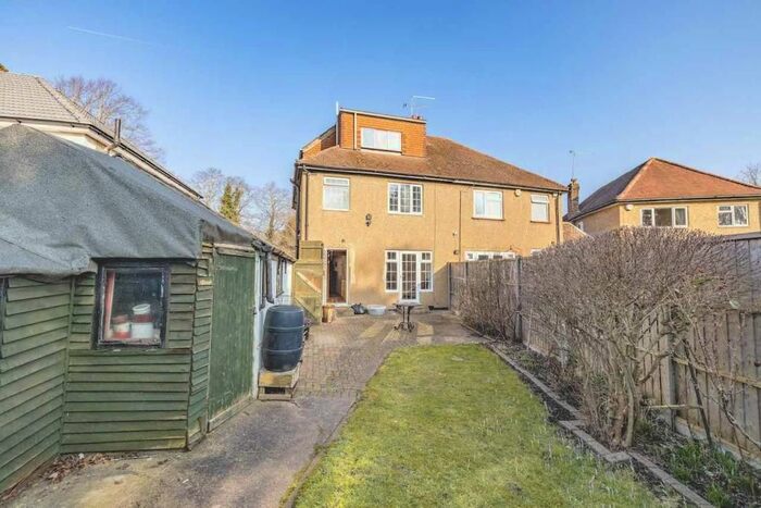 4 Bedroom Semi-Detached House To Rent In London Road, Slough, SL3