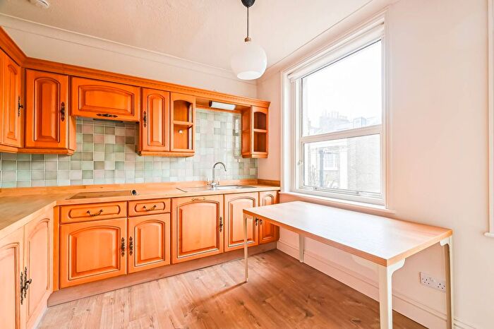 2 Bedroom Flat To Rent In Gray's Inn Road, King's Cross, London, WC1X