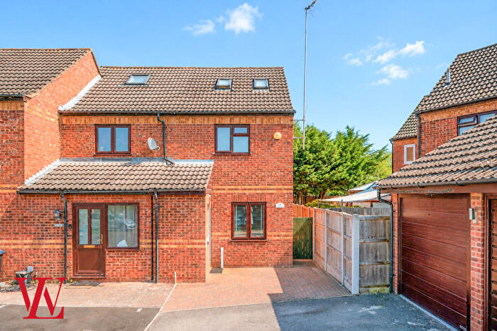 3 Bedroom End Of Terrace House For Sale In Long Croft, Takeley, Bishop's Stortford, Essex, CM22