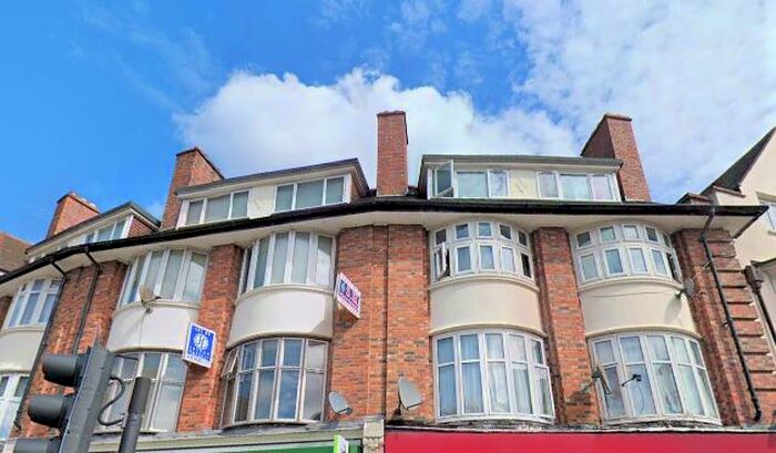 5 Bedroom Flat To Rent In Finchley Lane, London, NW4