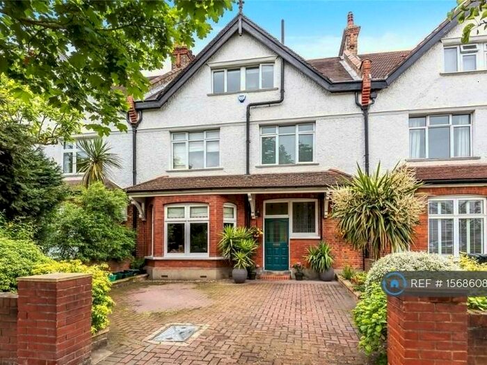 5 Bedroom Terraced House To Rent In Queens Road, Beckenham, BR3