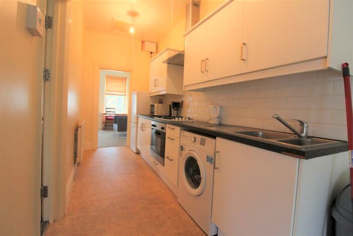 3 Bedroom Flat To Rent In Whitchurch Road, Heath, Cardiff, CF14