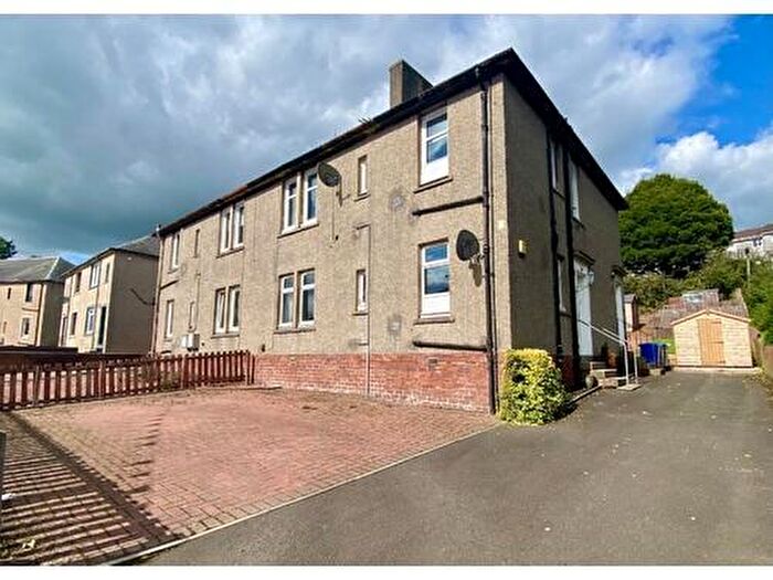 2 Bedroom Flat To Rent In Park Crescent, Strathaven, ML10