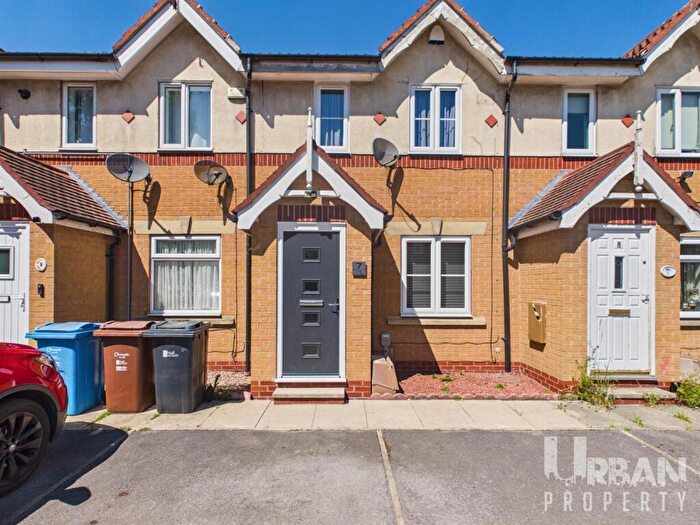 2 Bedroom House For Sale In The Dales, Hull, HU9