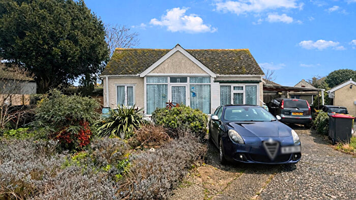 2 Bedroom Detached Bungalow For Sale In Citroen Close, Herne Bay, CT6
