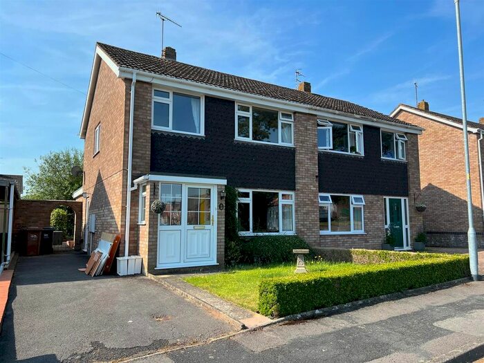 3 Bedroom Semi-Detached House To Rent In The Limes, Kempsey, Worcester, WR5