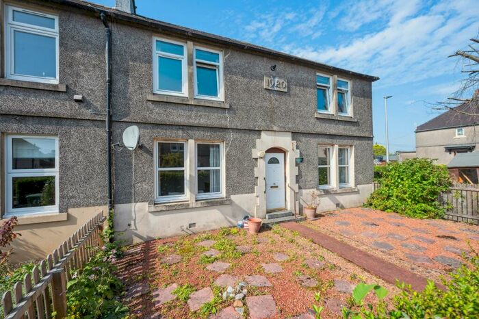 2 Bedroom Flat To Rent In Shiphaugh Place, Riverside, Stirling, FK8