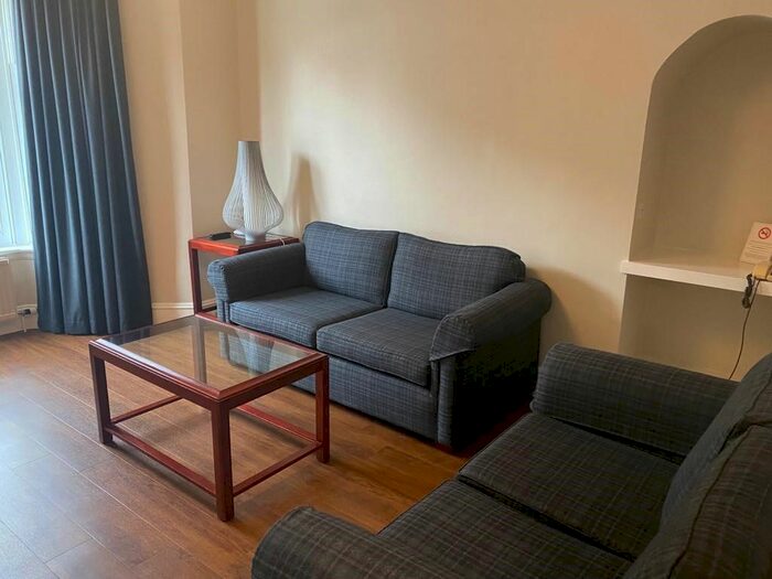 2 Bedroom Flat To Rent In Whitehall Place, City Centre, Aberdeen, AB25
