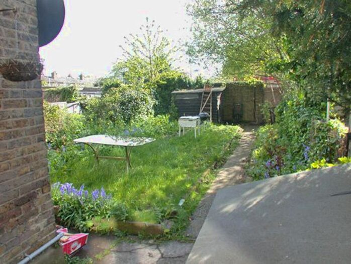 1 Bedroom Flat To Rent In Neasden Lane North, London, NW10