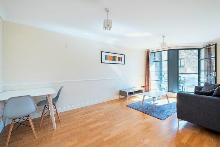 1 Bedroom Flat To Rent In Curlew Street, London, SE1