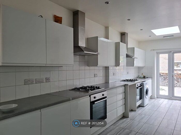 7 Bedroom Terraced House To Rent In Tottenham, London, N15