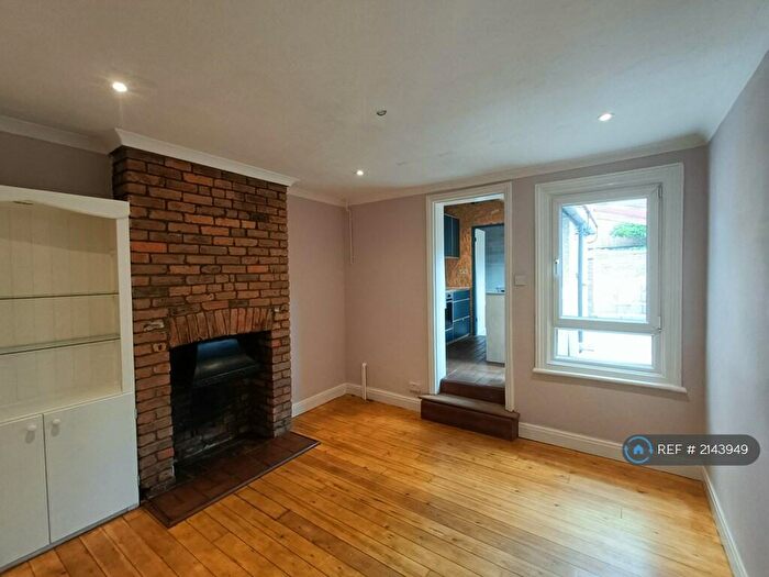 2 Bedroom Semi-Detached House To Rent In Sussex Road, South Croydon, CR2