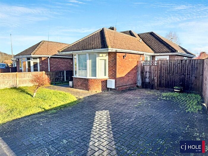 2 Bedroom Bungalow For Sale In Conway Road, Hucclecote, Gloucester, GL3