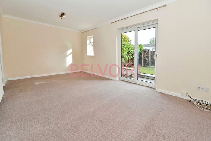 3 Bedroom Terraced House For Sale In Lewis Silkin Way, Southampton, SO16