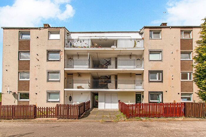 2 Bedroom Flat For Sale In Flat, , Calder Grove, Edinburgh, EH11