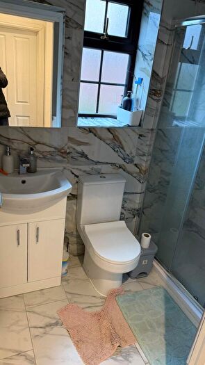 2 Bedroom End Of Terrace House To Rent In The Coach House -, LU6