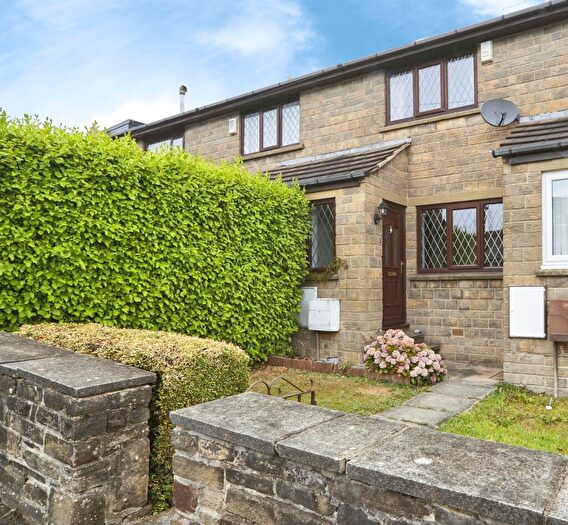 2 Bedroom Town House For Sale In North View, Allerton, Bradford, BD15