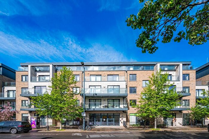 1 Bedroom Flat For Sale In Kilburn Park Road, Maida Hill, London, NW6