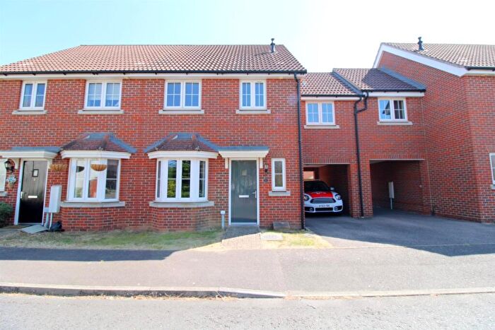 3 Bedroom Terraced House To Rent In Tulip Way, Red Lodge, IP28