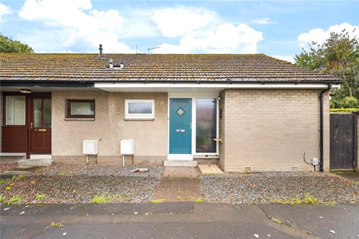 2 Bedroom Bungalow For Sale In Amisfield Place, Longniddry, East Lothian, EH32