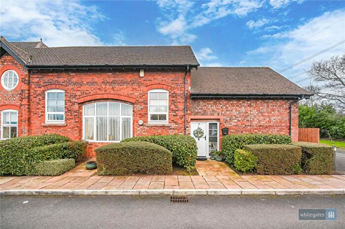 2 Bedroom Barn Conversion For Sale In Ryder Court, Rainhill, Prescot, Merseyside, L35