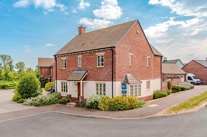 4 Bedroom Detached House For Sale In Northfield Avenue, Great Bowden, LE16