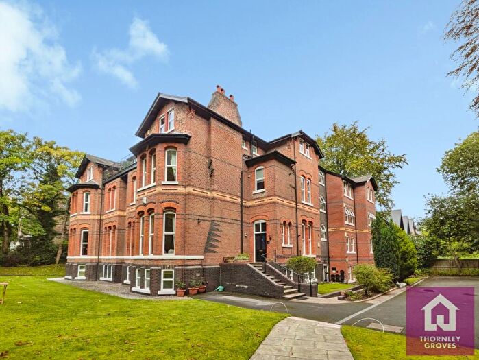 2 Bedroom Flat For Sale In Elmsleigh Court, Ellesmere Road, Monton, M30