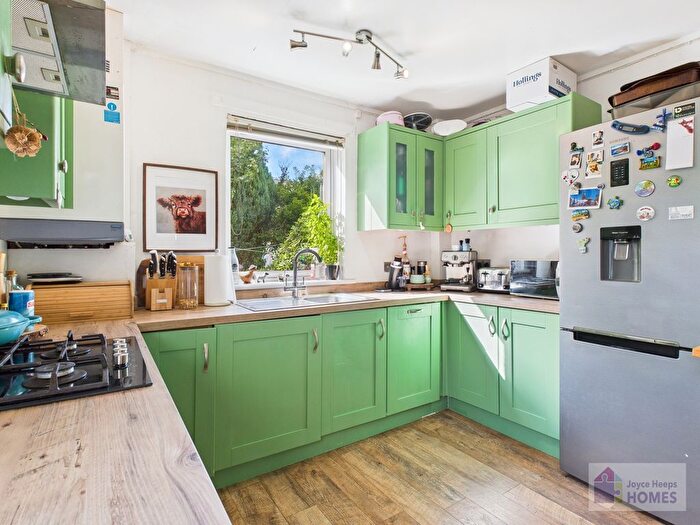 2 Bedroom Semi-detached House For Sale In Calgary Park, Westwood, East Kilbride, G75