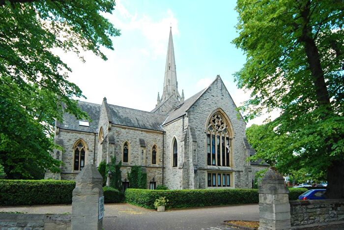 2 Bedroom Flat To Rent In The Avenue, West Ealing, London, W13