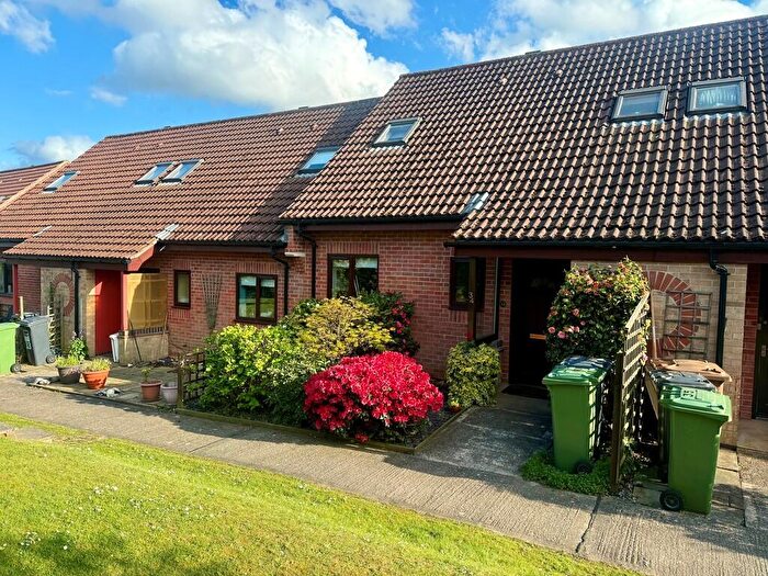 2 Bedroom Chalet For Sale In Waterfield Meadows, North Walsham, NR28