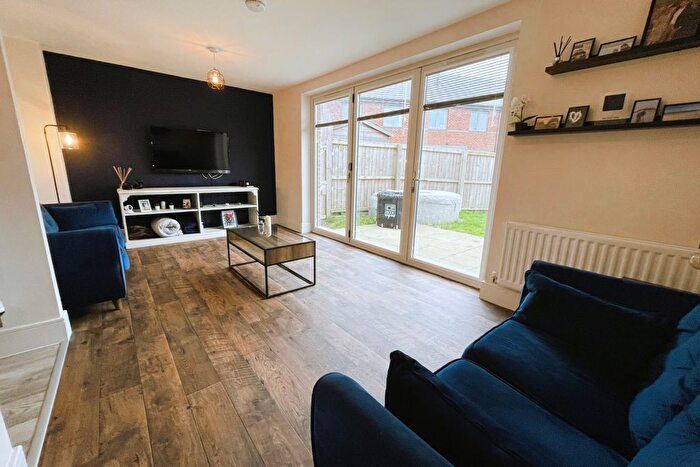 3 Bedroom Detached House For Sale In Poppy Field Way, Carlton-In-Lindrick, Worksop, S81