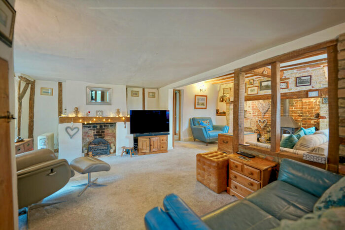 4 Bedroom Detached House For Sale In High Street, Offord D'Arcy, PE19