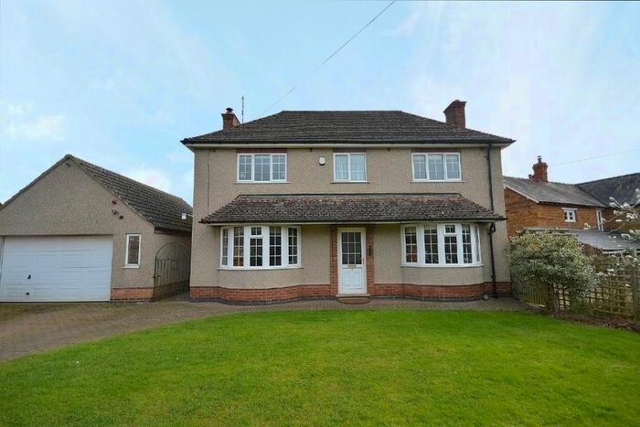 4 Bedroom Detached House For Sale In Park Lane, Harpole, Northampton NN7