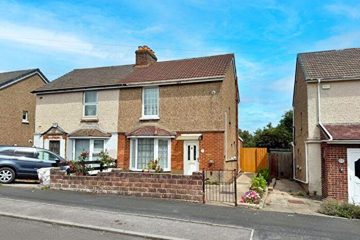 3 Bedroom Semi-Detached House For Sale In Laburnum Road, Fareham, PO16