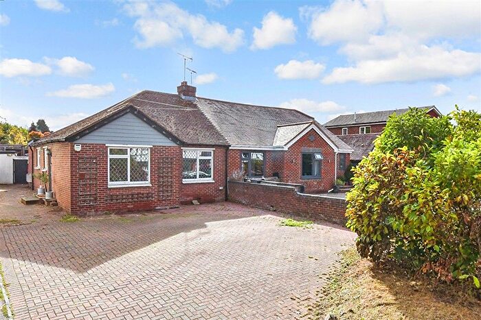 3 Bedroom Semi-detached Bungalow For Sale In Loose Road, Loose, Maidstone, Kent, ME15