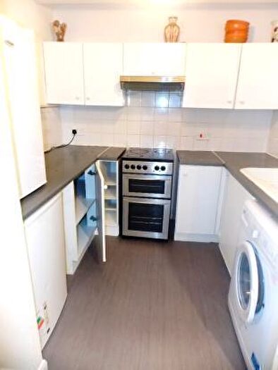 1 Bedroom Flat To Rent In Mallard Court, Ley Street, Ilford, IG1