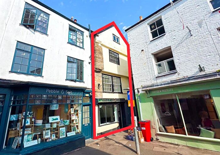 Flat For Sale In South Street, Fowey, PL23