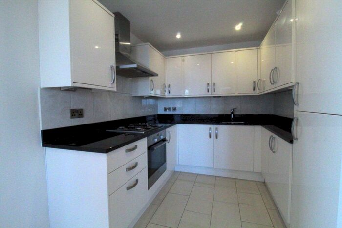 2 Bedroom Flat To Rent In Pinner Road, Harrow, HA1
