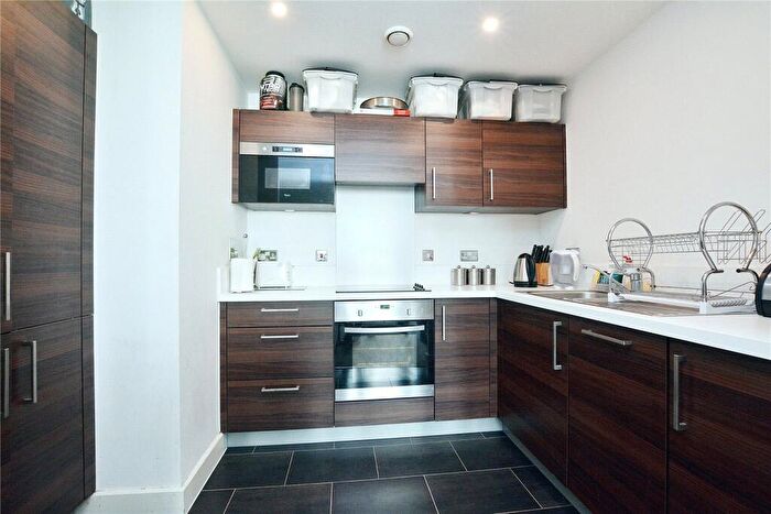 2 Bedroom Flat For Sale In Dalston Square, E8